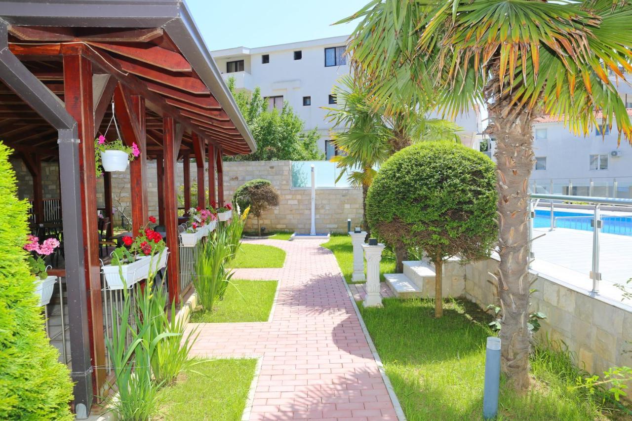 Victoria Apartments 울친 외부 사진